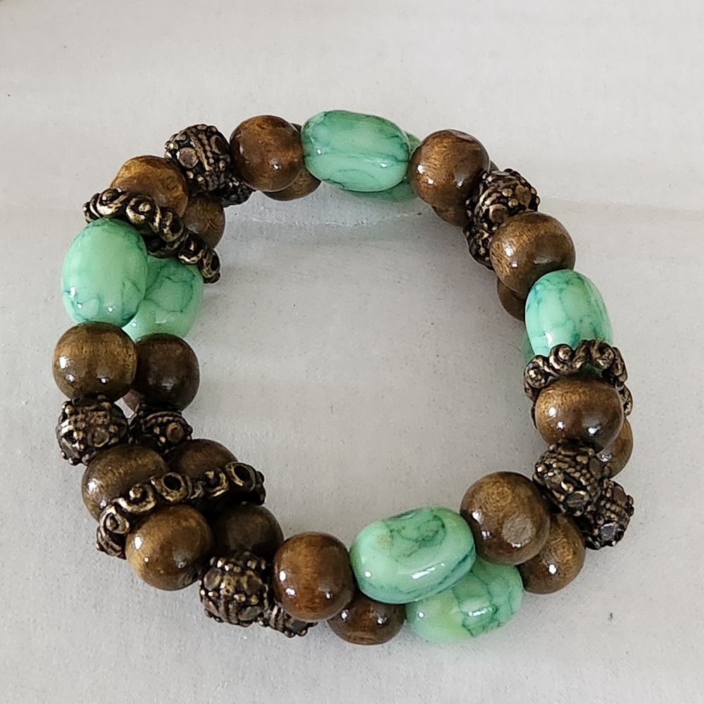 Double Strand Green Brown Stretch Bracelet
